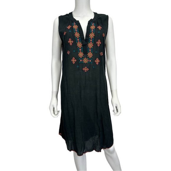 Velvet by Graham & Spencer Dresses & Skirts - Velvet by Graham & Spencer Black Embroidered Sleeveless Dress